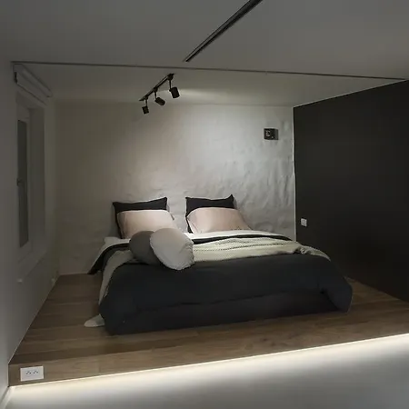 Snooz Ap & Business Flats Gent