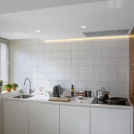 Snooz Ap & Business Flats *