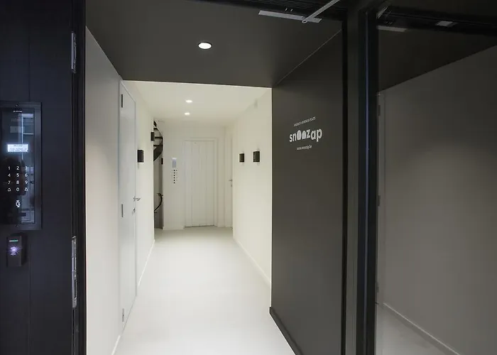 Snooz Ap & Business Flats 아파트 헨트